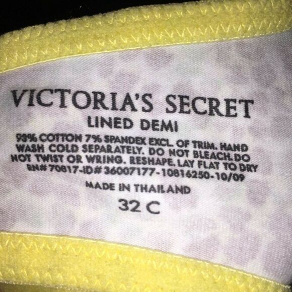 Victoria's Secret Lined Demi Floral Pattern Bra 32C Underwire - Picture 3 of 3